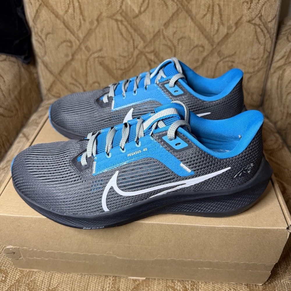 Nike Zoom‎ Pegasus 40 Carolina Panthers DZ6010-001 Running Shoes Size 8.5 VNDS!